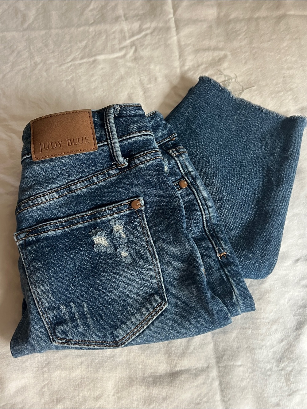Judy Blue Medium Blue High-Rise Distressed Jeans